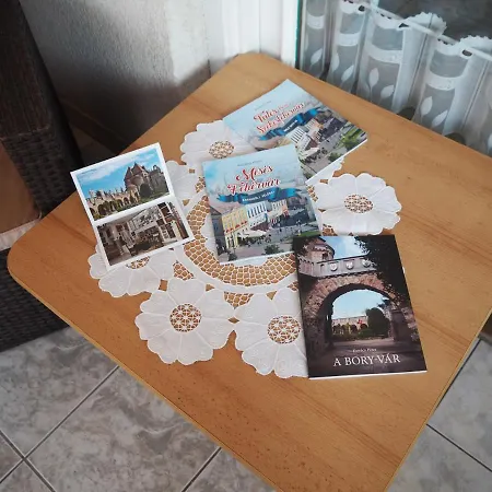 Bory Apartman, Zart Udvari Parkolas, Met Arena 2,5 Km Szekesfehervar
