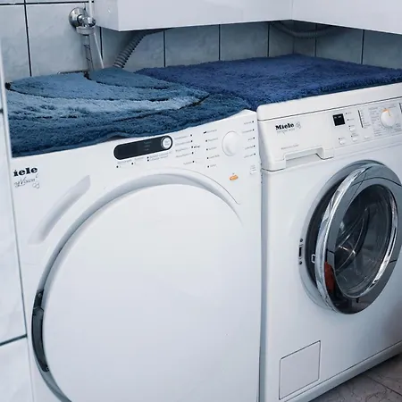 Bory Apartman, Zart Udvari Parkolas, Met Arena 2,5 Km * İstolni Belgrad