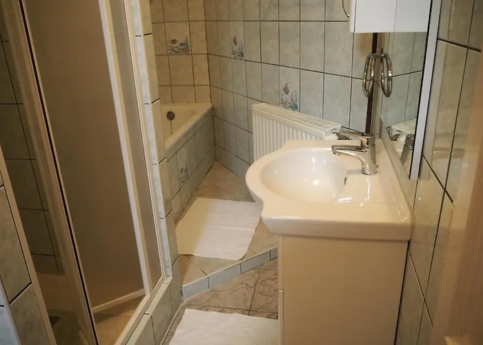 Bory Apartman, Zárt Udvari Parkolás, Met Aréna 2,5 Km